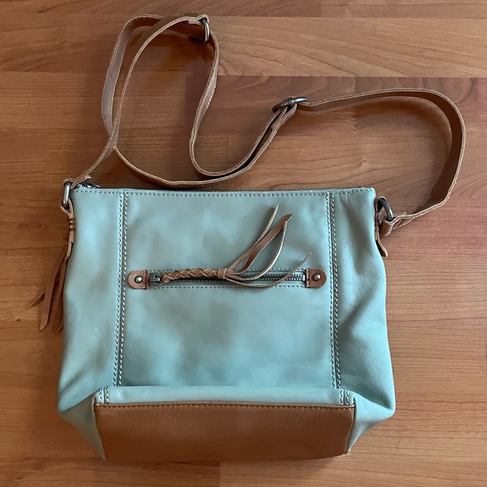 The Sak Ashland Crossbody Leather Bag in Meadow